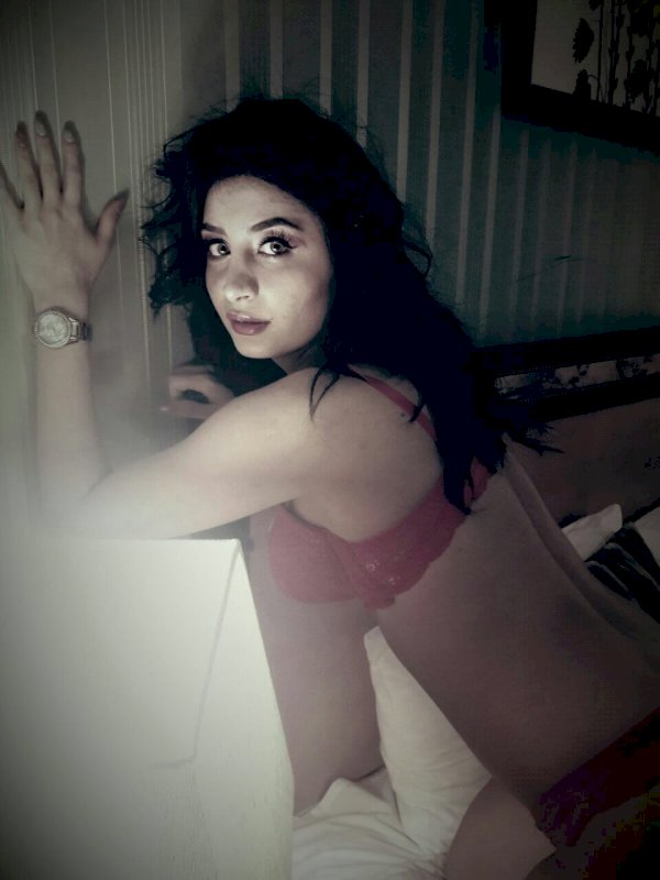 ילנה הכי חרמנית